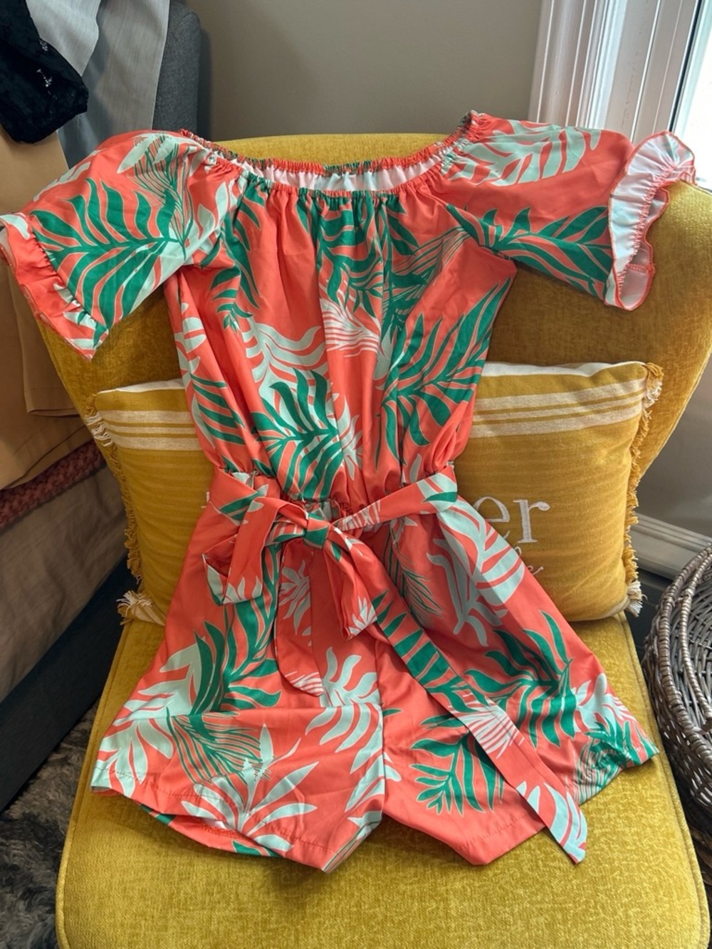 Orange Tropical Print Girls' Off-Shoulder Shorts Romper